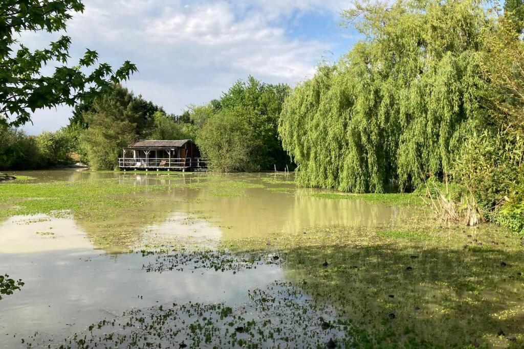 Hébergement de vacances Demeure De Charme à La Campagne *